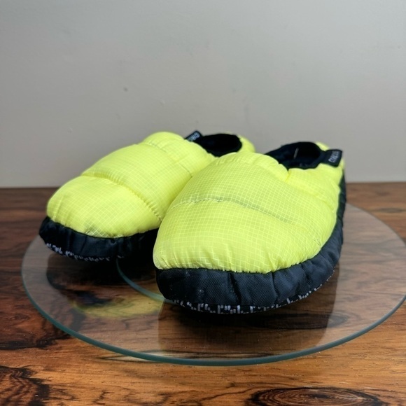 Circus By Sam Edelman Hollin Puffer Slipper - Acid Yellow - size 7 - Picture 5 of 10